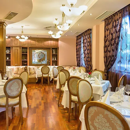 Club 4* Hisarya