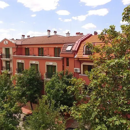 Club Szálloda Hiszarja