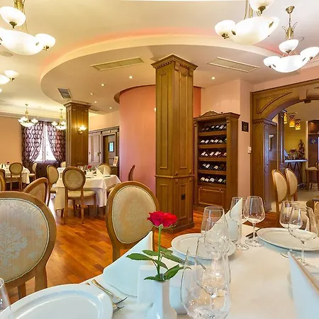 Hotel Club