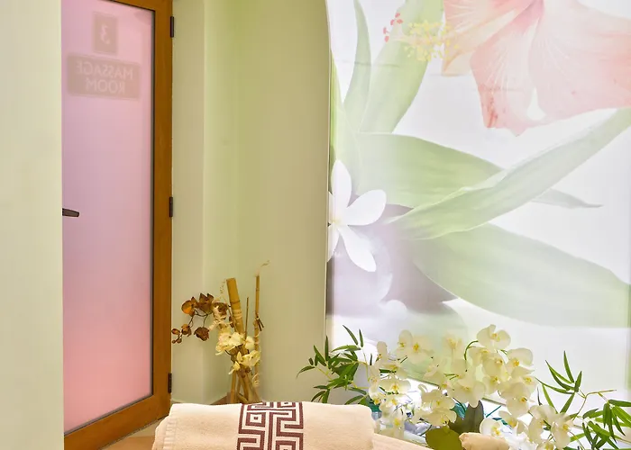 Club מלון היסריה