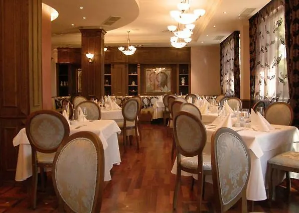 Club 4* היסריה